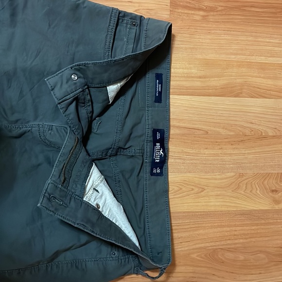 Hollister Skinny Gray Chino Pants 30x32 - Picture 2 of 3